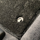 Lloyd Ultimat Floor Mats for Toyota Soarer (Black)