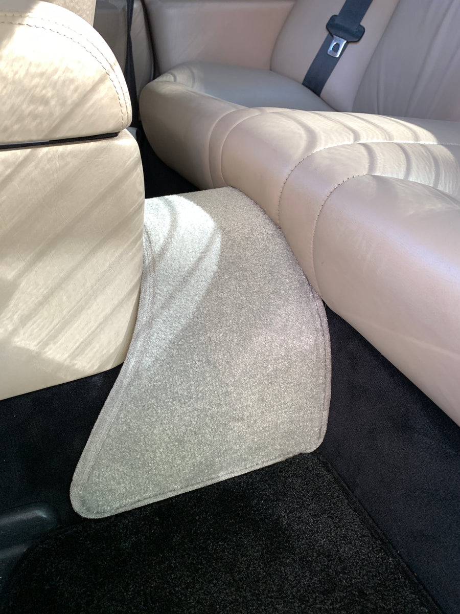 Lloyd Ultimat Tunnel Mat for Lexus SC300/SC400 & Toyota Soarer